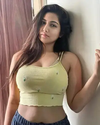 Escorts Tral